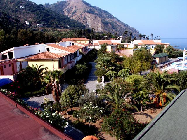 Villaggio Hotel Club Calanovellamare Piraino Exterior foto